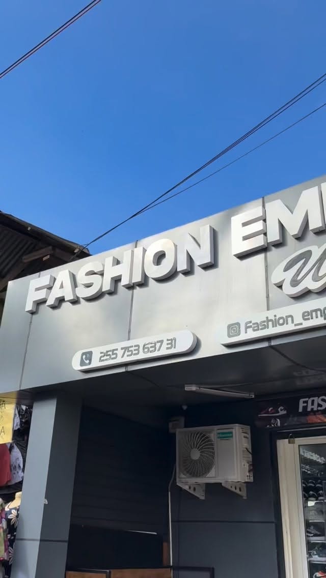 Post 6 by UADUI 🫵 on Instagram (video)