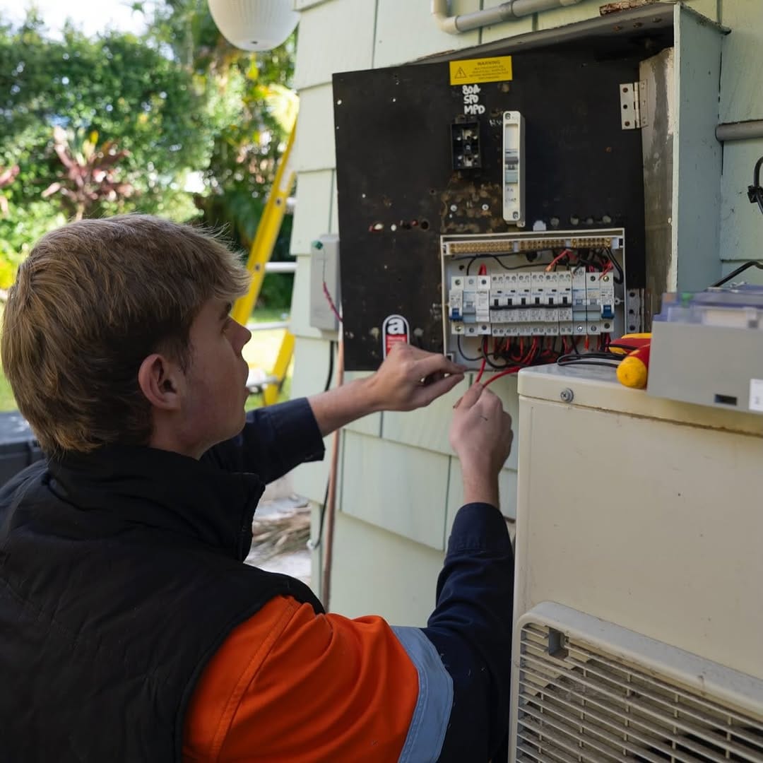 Post 6 by DM ELECTRICAL - Level 1 & 2 ASP on Instagram (carousel)