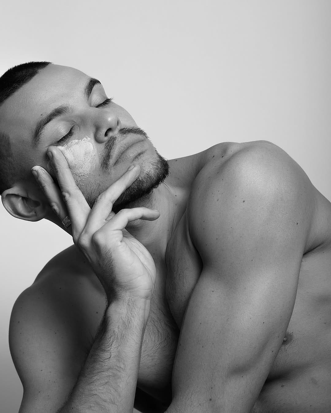 Post 4 by DAMIEN ETCHEVERRY l Photographe on Instagram (carousel)