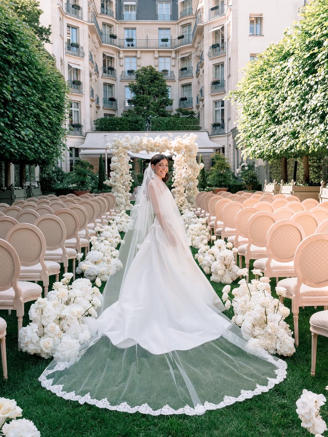 Post 1 by Tuan Nguyen - Paris Videographer on Instagram (carousel)