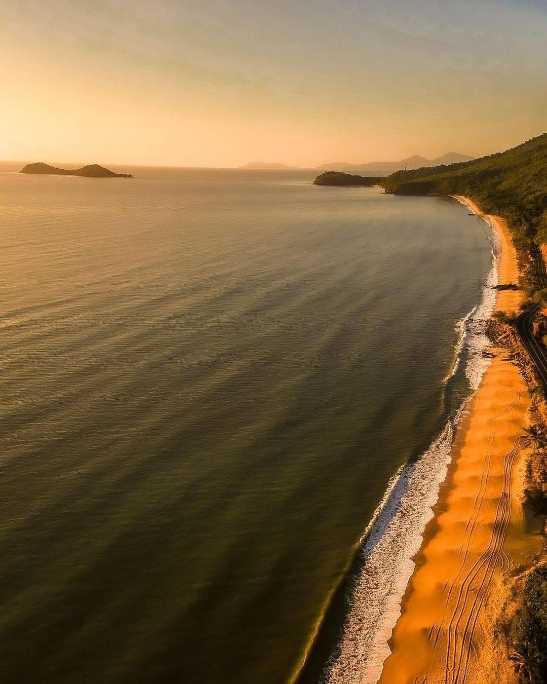 Post 9 by #CairnsAustralia 🌏 on Instagram (image)