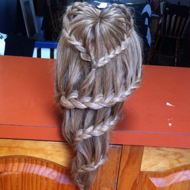 Post 9 by Jess' Hairstyles :) on Instagram (image)