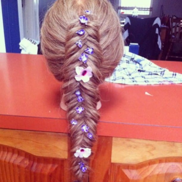Post 10 by Jess' Hairstyles :) on Instagram (image)
