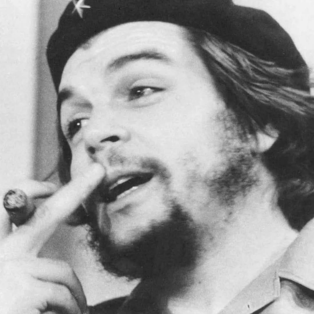 Post 4 by Ernesto "Che" Guevara de la Serna on Instagram (carousel)
