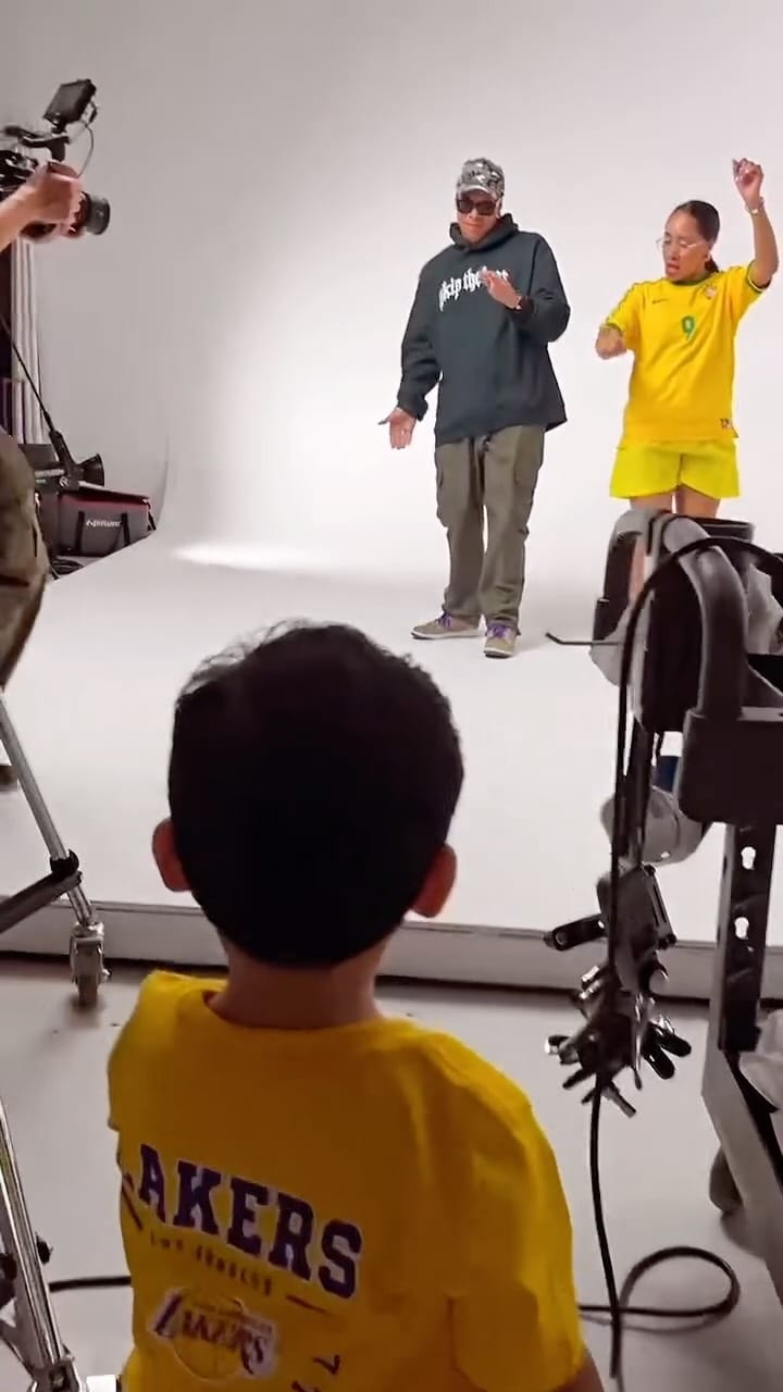 Post 5 by Iva Lamkum on Instagram (video)