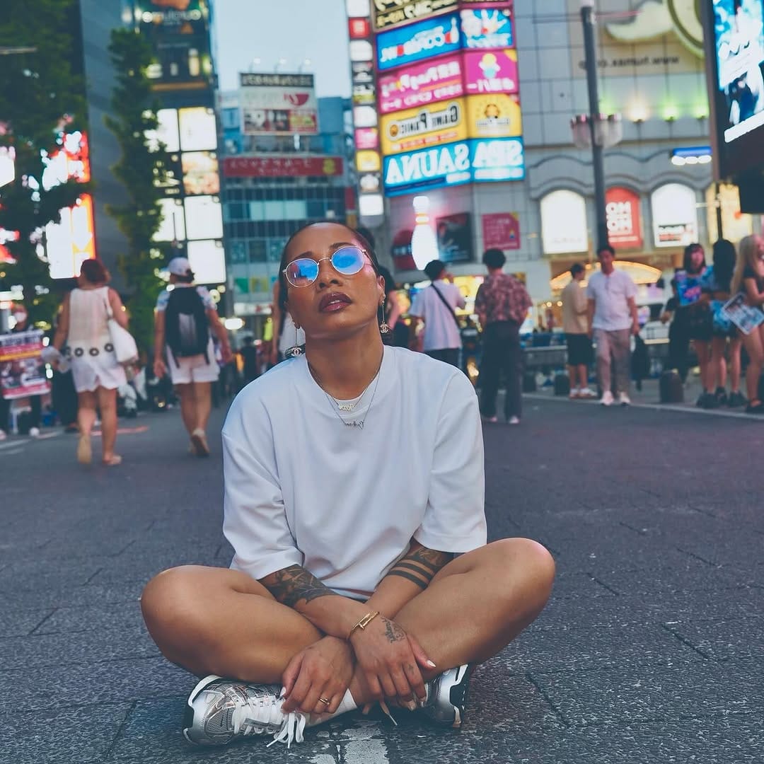 Post 4 by Iva Lamkum on Instagram (carousel)