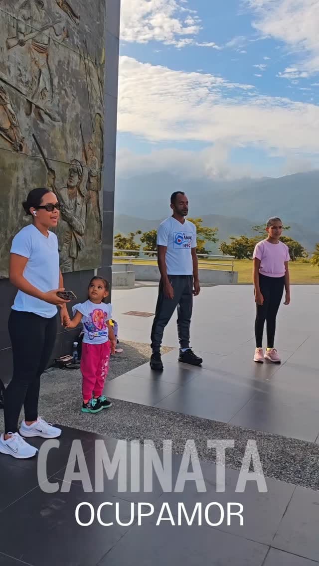 Post 1 by OCUPAMOR 💛💙❤️ on Instagram (video)