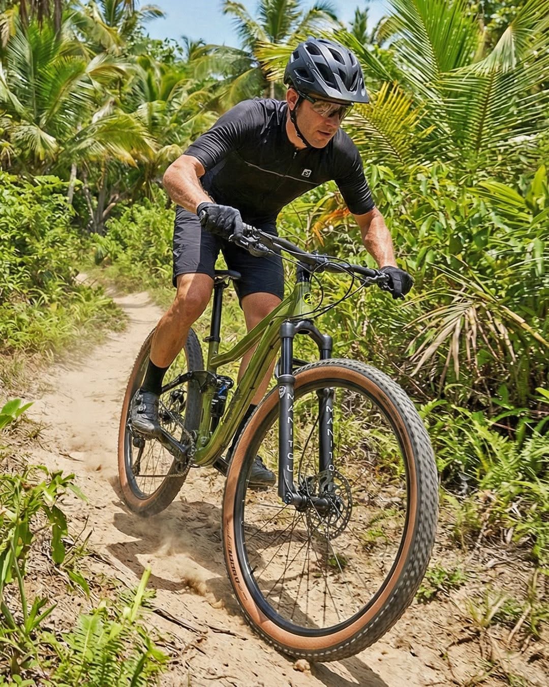 Post 9 by BikestoreMX on Instagram (image)