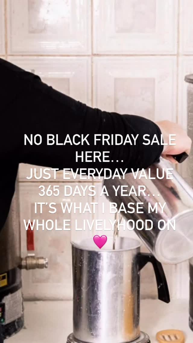 Post 3 by S’OL FACTORIE Candles on Instagram (video)