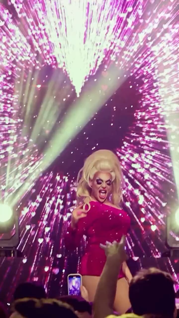 Post 5 by Fluffy on Instagram (video)