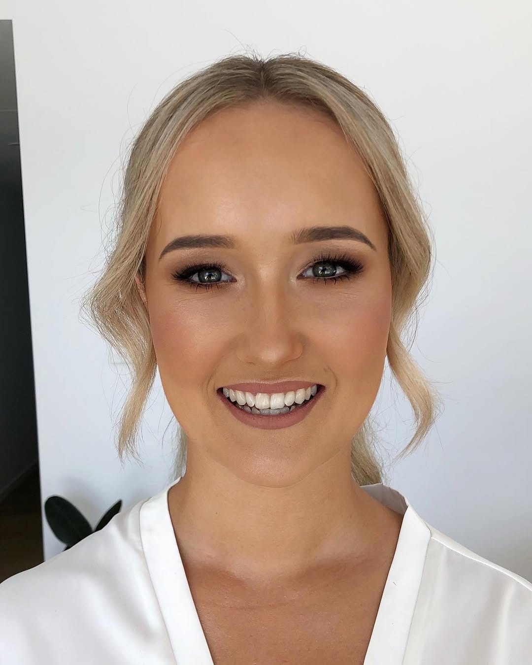 Post 4 by BRISBANE BRIDAL MAKEUP ARTIST on Instagram (image)