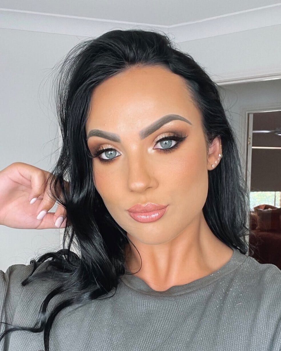 Post 3 by BRISBANE BRIDAL MAKEUP ARTIST on Instagram (image)