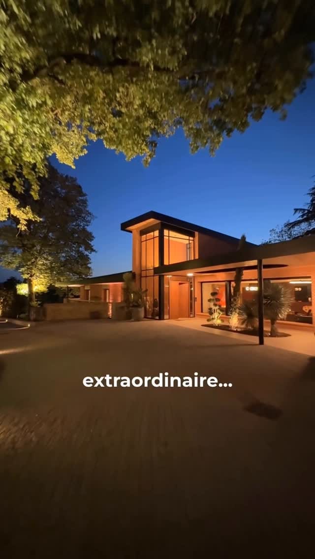 Post 2 by Matthieu Vandepitte | Immobilier de Luxe | Lyon & France 🌍 on Instagram (video)
