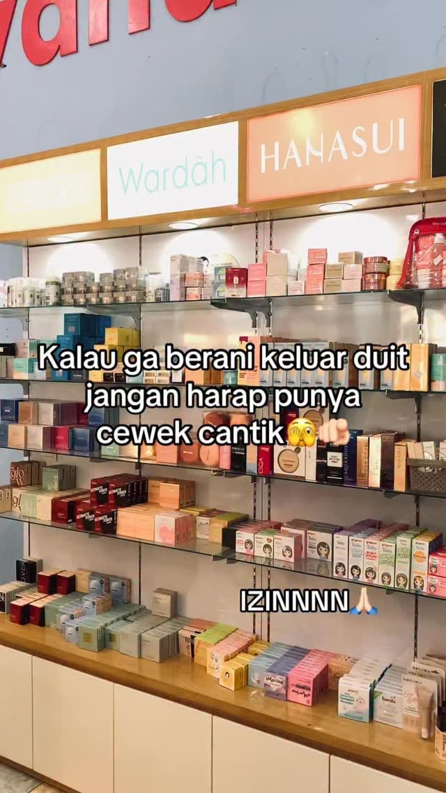 Post 6 by Destyana Beauty on Instagram (video)