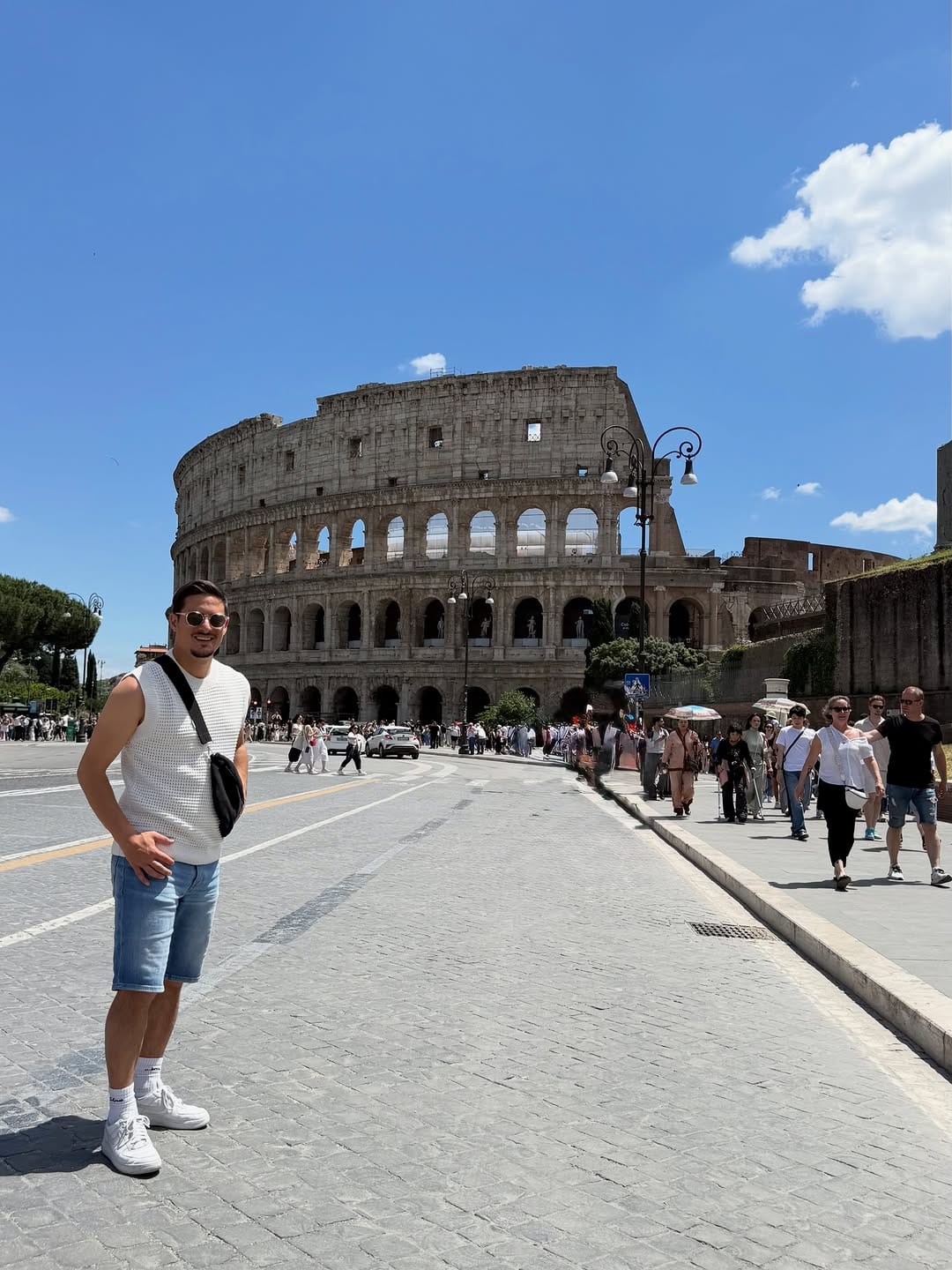 Post 1 by Frédéric • Conseiller & Manager en immobilier 🇫🇷 on Instagram (carousel)