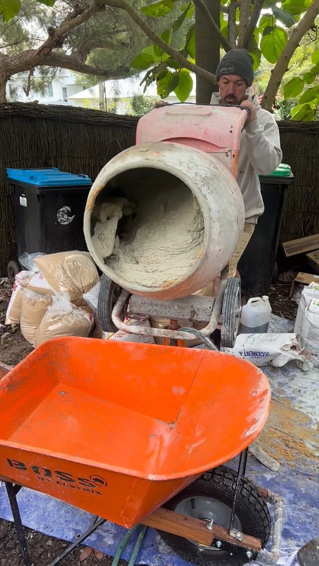 Post 6 by Render Lines on Instagram (video)