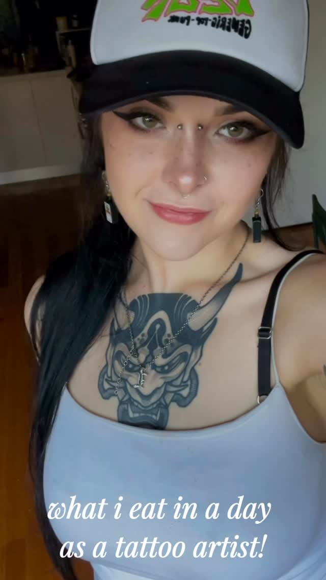 Post 6 by Lauren - Melbourne tattoo artist on Instagram (video)