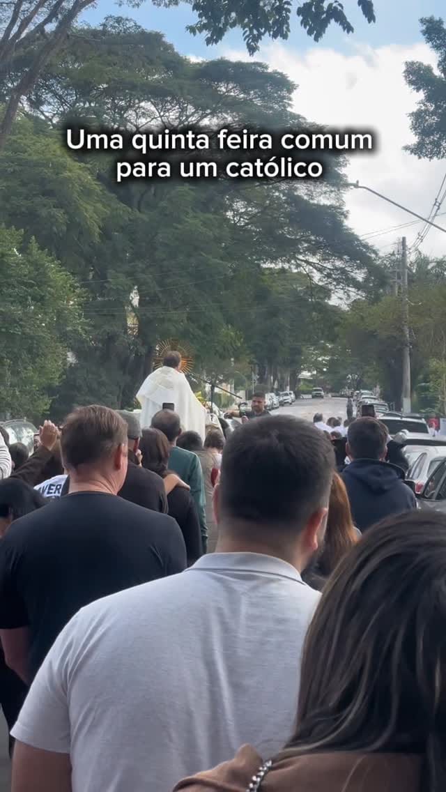 Post 3 by Santuário de Fátima on Instagram (video)