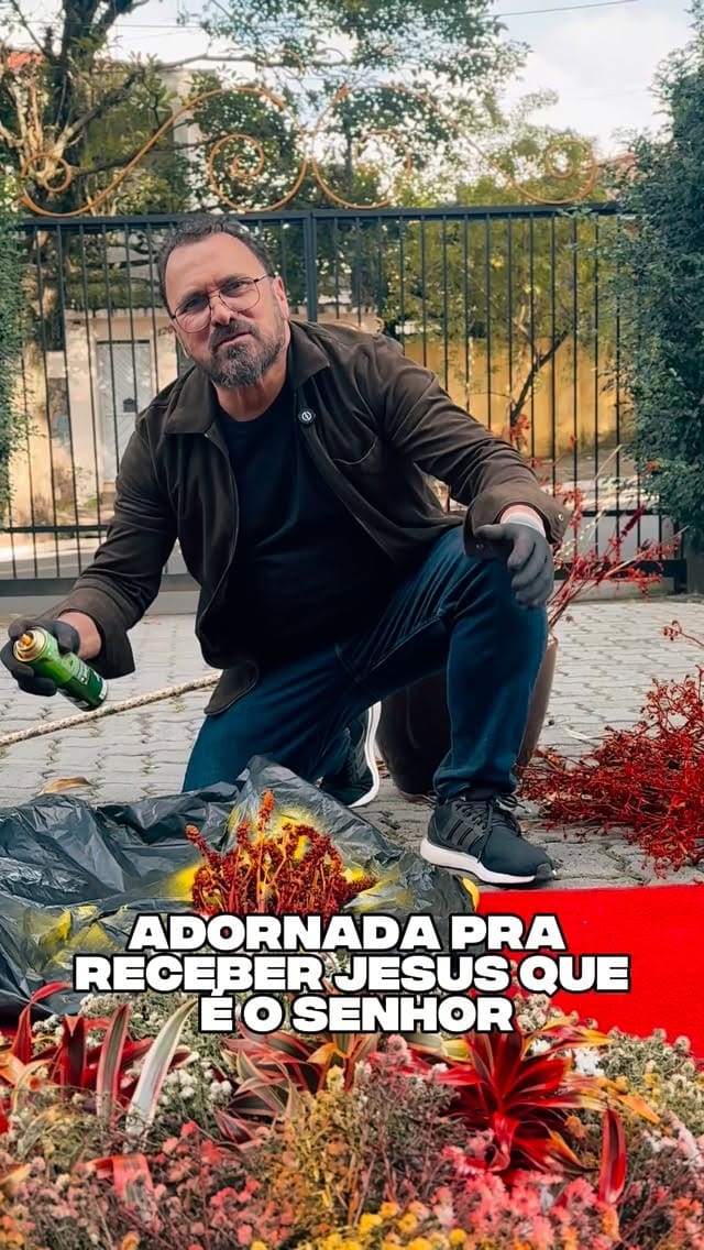 Post 6 by Santuário de Fátima on Instagram (video)