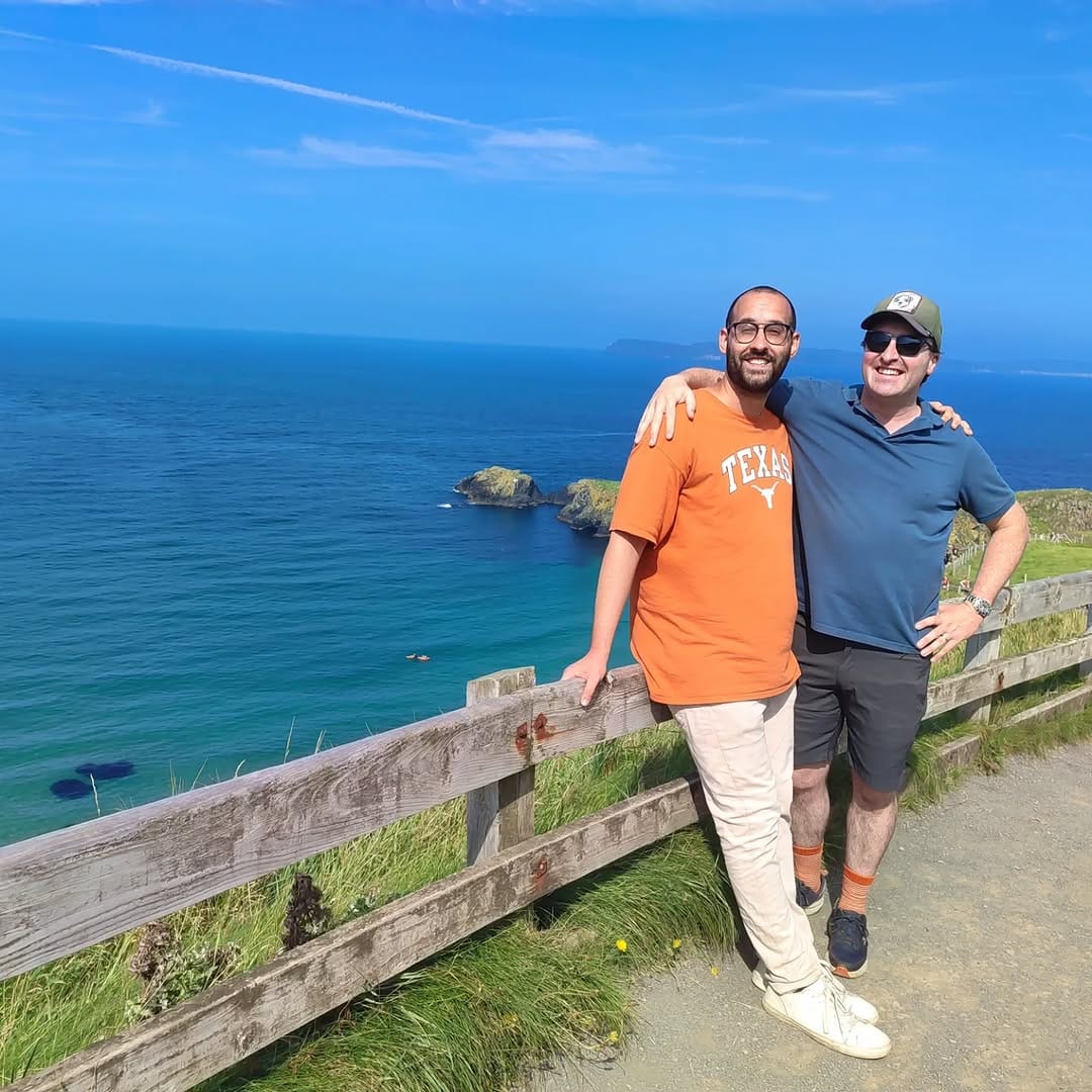 Post 6 by Dr. Javier Lacorzana, MD, PhD, FEBO on Instagram (carousel)