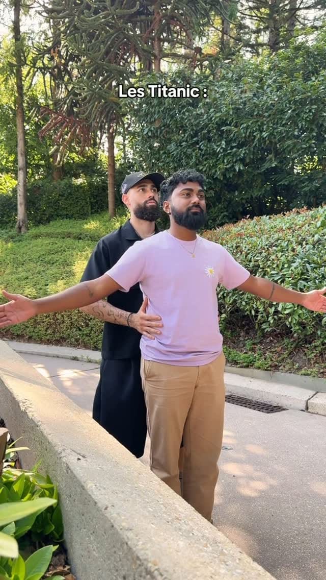 Post 9 by Jezza à Disneyland Paris on Instagram (video)