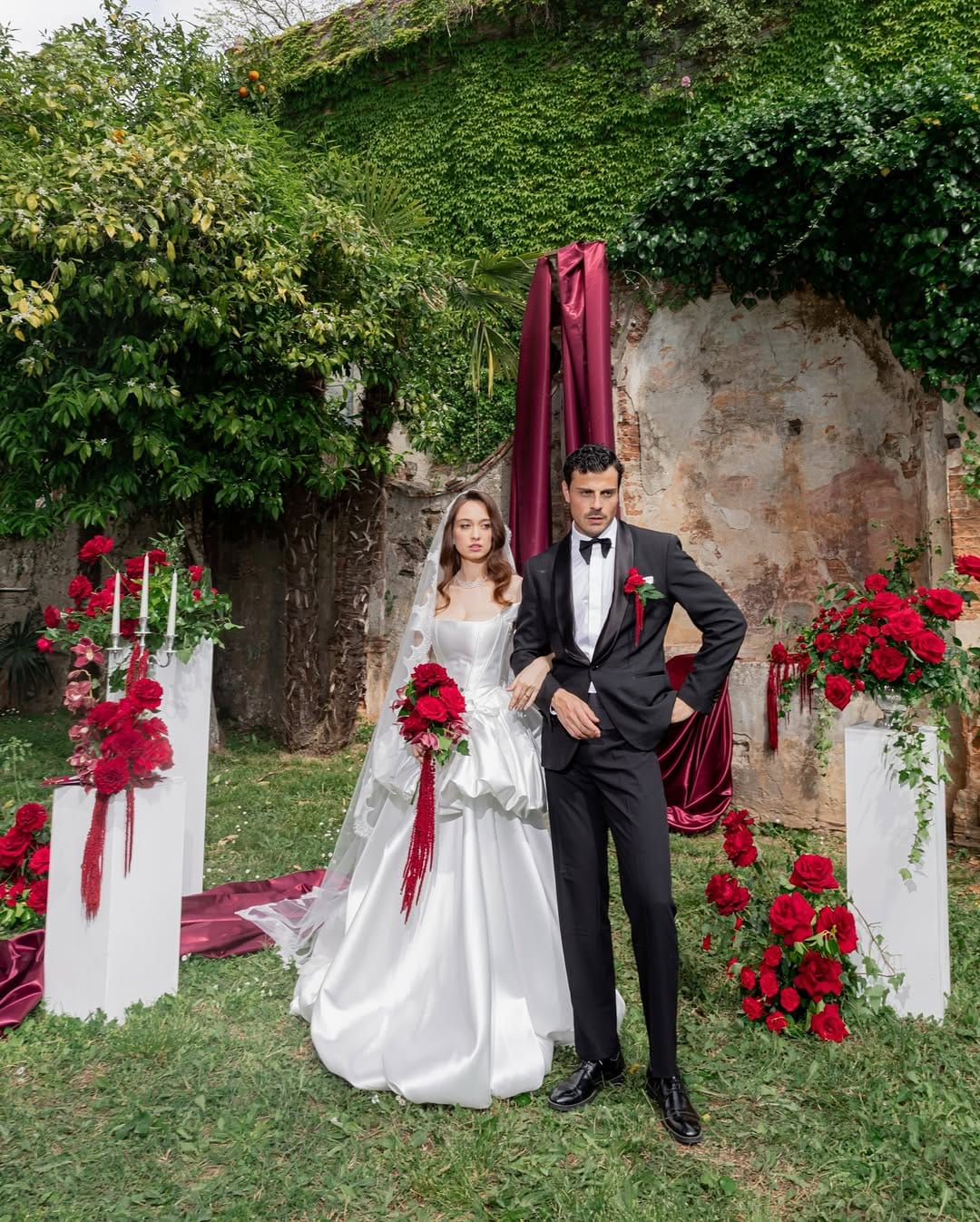 Post 4 by Anastasia Kosheleva wedding  photographer Amsterdam on Instagram (carousel)