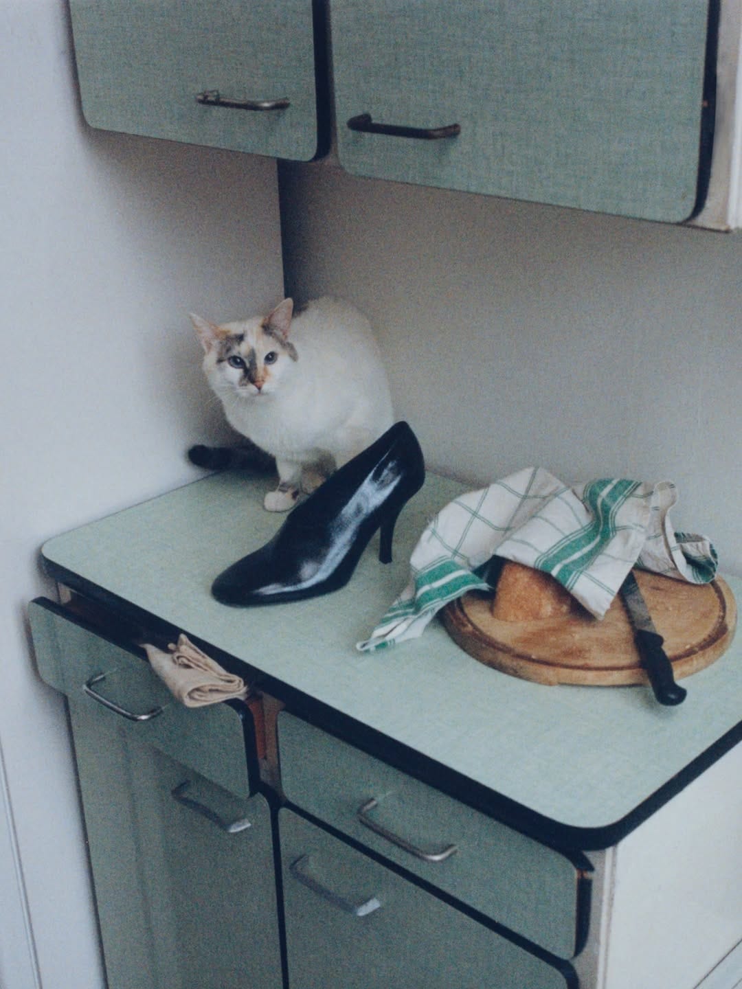 Post 4 by Clémentine Passet on Instagram (carousel)