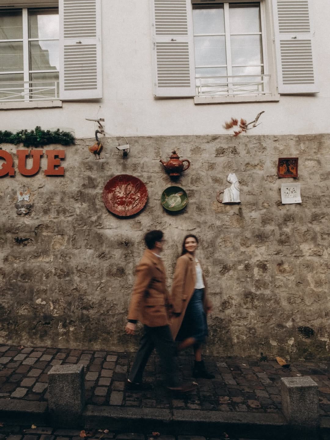 Post 5 by Mikael Moura | Fotógrafo em Paris 🇨🇵 Photographer in paris on Instagram (carousel)