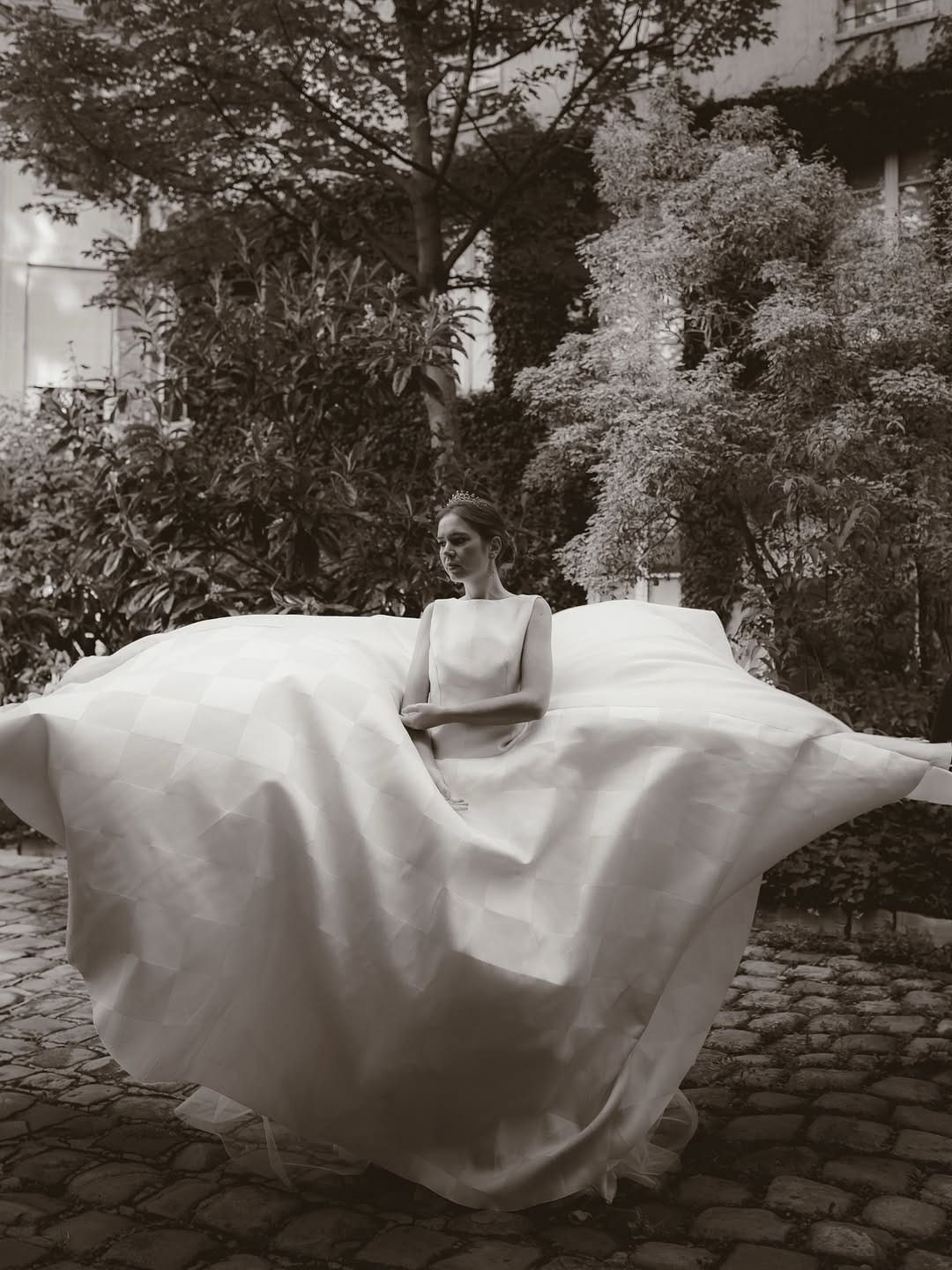 Post 6 by ALBANE DE MARNHAC - Photographe & Mentor on Instagram (carousel)