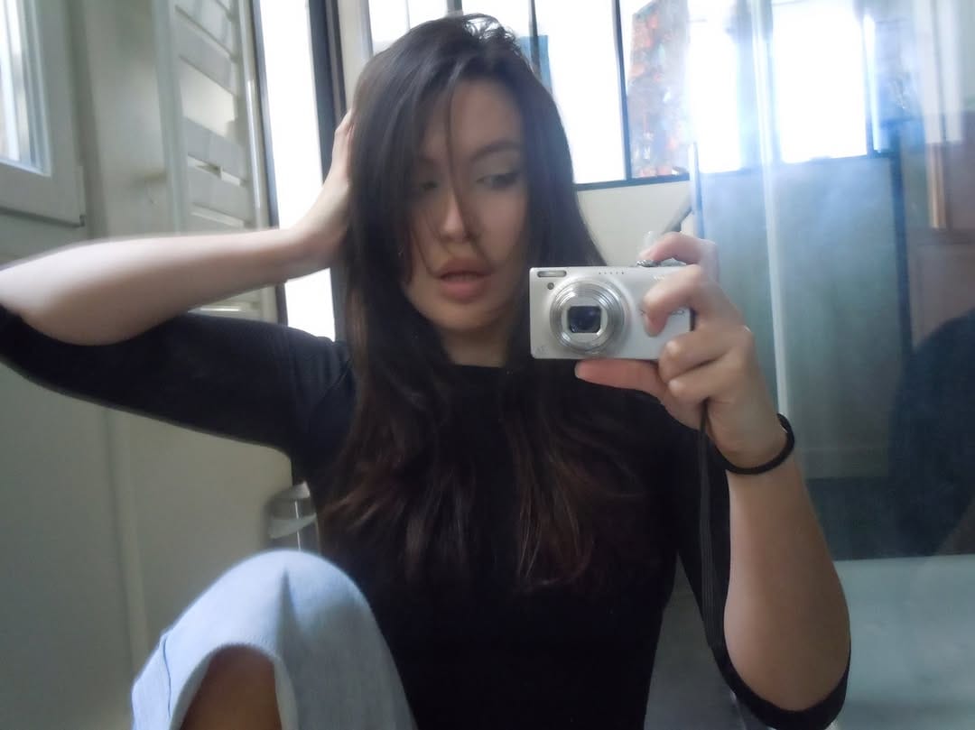 Post 4 by Kiana on Instagram (carousel)