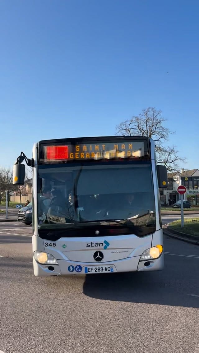 Post 1 by Enzo, 20 ans, Ma passion : les bus 🚌 on Instagram (video)