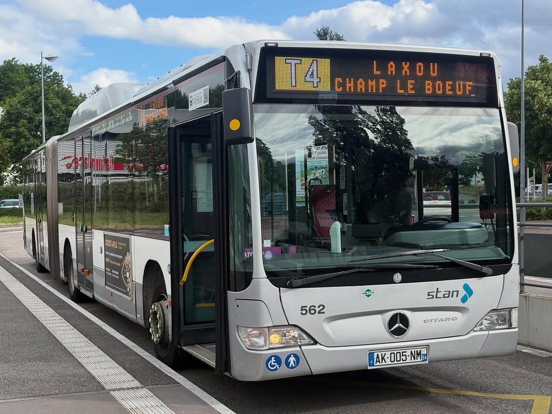 Post 4 by Enzo, 20 ans, Ma passion : les bus 🚌 on Instagram (image)