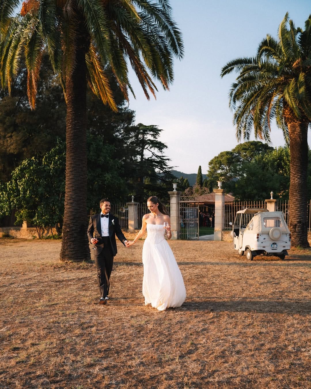 Post 8 by Meryll de Gordon (GordonWeddingFilms) on Instagram (carousel)