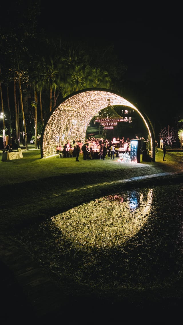 Post 3 by Meryll de Gordon (GordonWeddingFilms) on Instagram (video)
