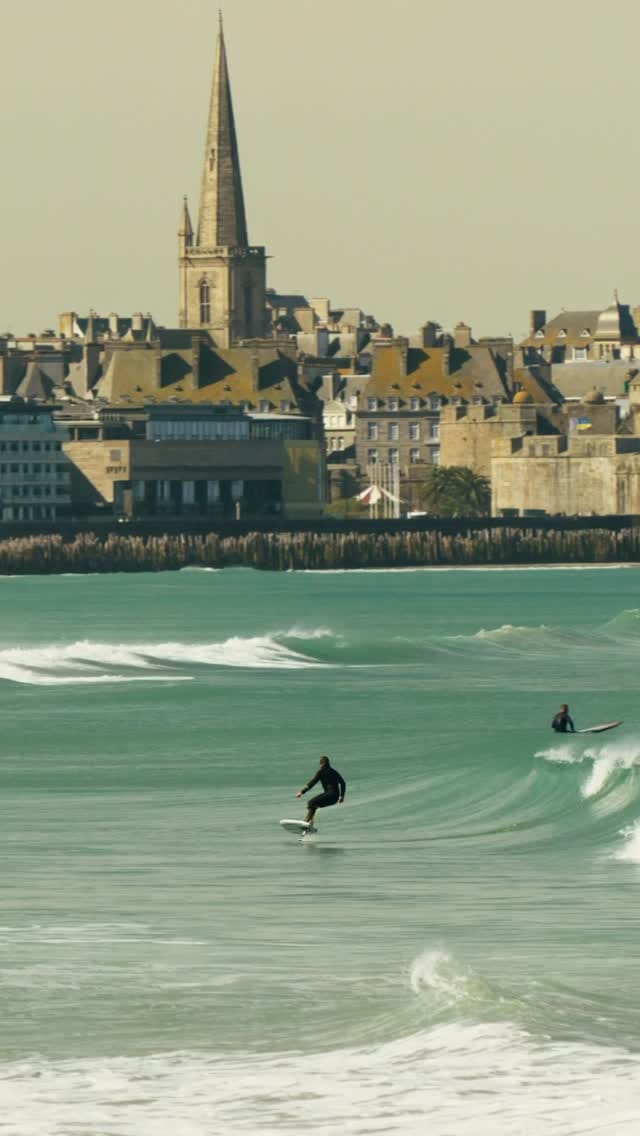 Post 5 by EASY RIDE on Instagram (video)