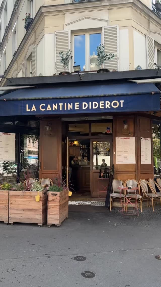 Post 10 by YouFirst Living | Your Home in Paris on Instagram (video)