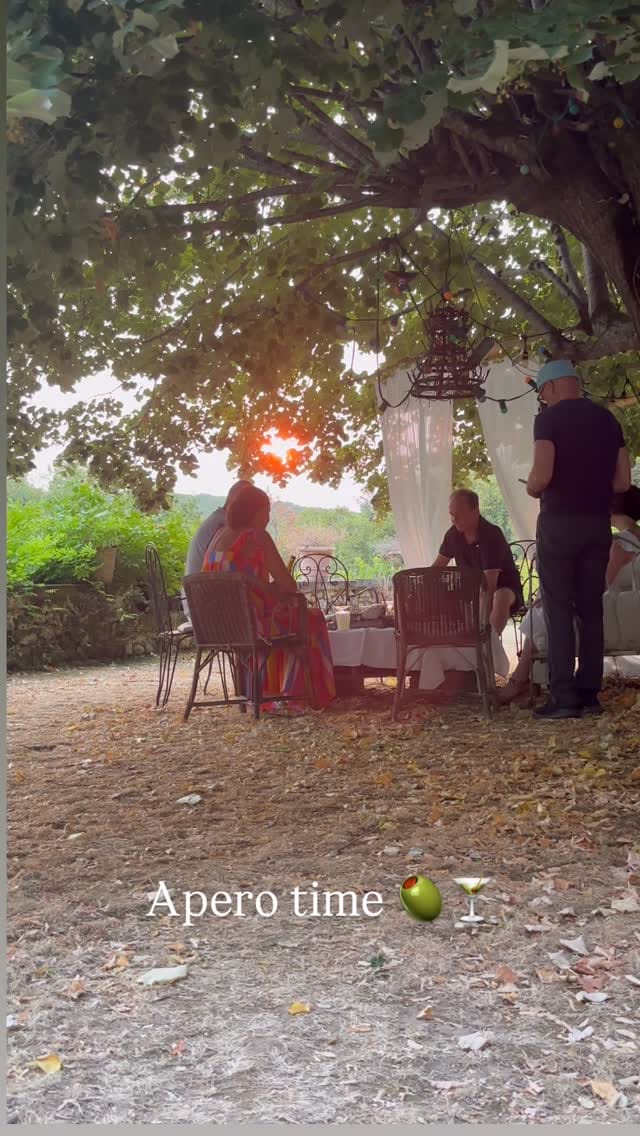 Post 6 by La Genèbre on Instagram (video)