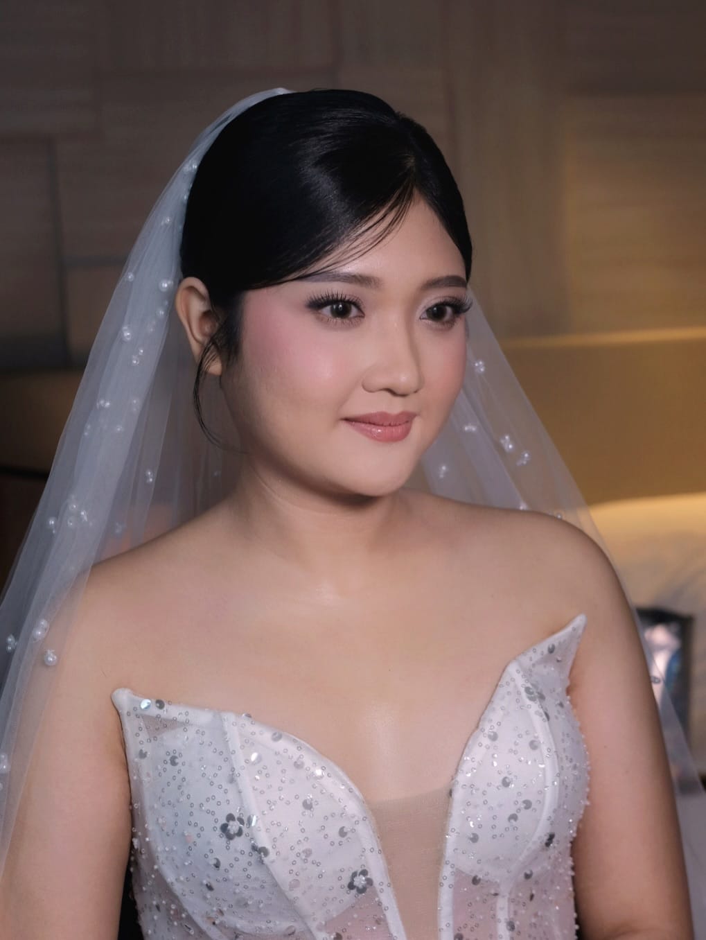 Post 4 by MAKEUP ARTIST | MUA BANDUNG JAKARTA on Instagram (carousel)