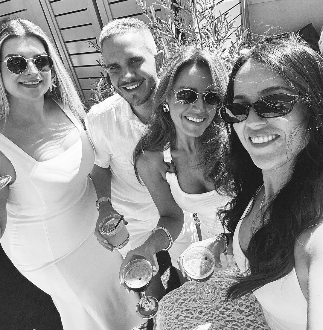Post 5 by Maria Lucas on Instagram (carousel)