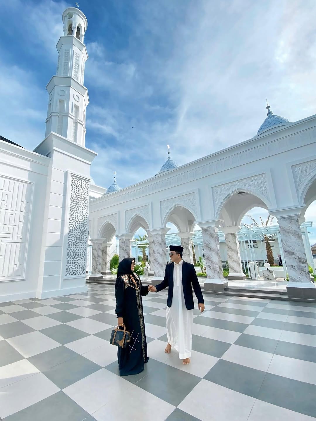 Post 6 by MC Alief Rasyafara Mueller BM.AT on Instagram (carousel)