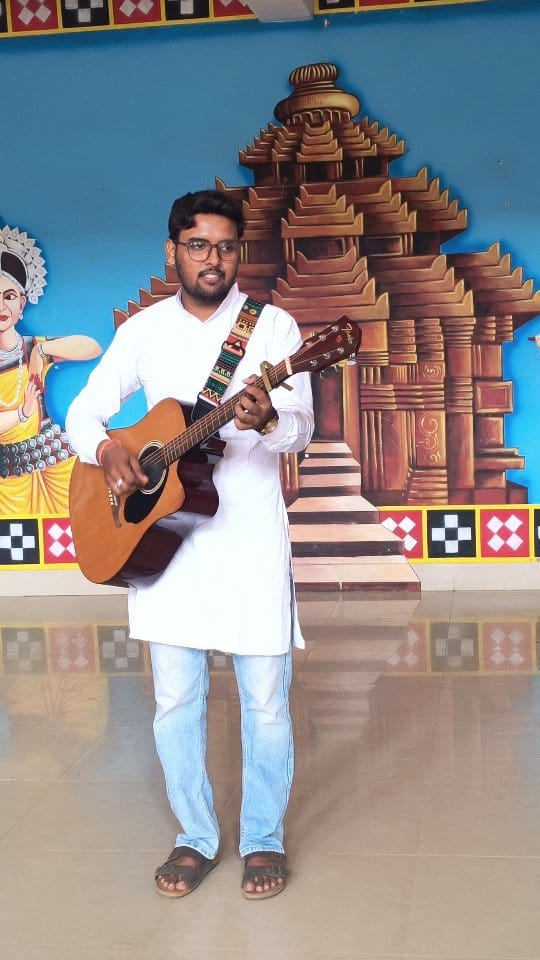 Post 2 by Chhayank Mudgal on Instagram (video)