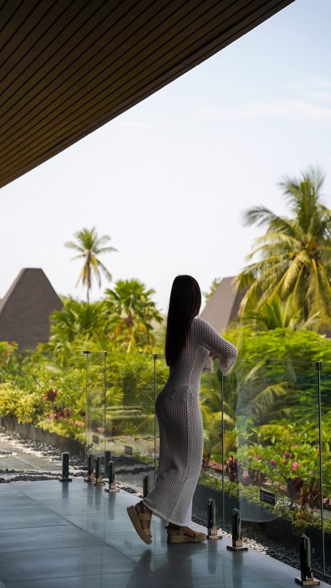 Post 2 by Amaya | Photographer & Travel Content Creator on Instagram (video)