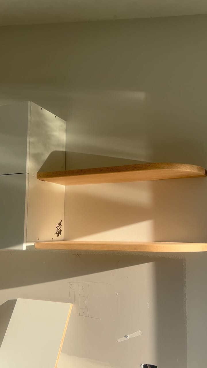 Post 5 by Sam and Sam - DIY Home Renovation on Instagram (video)