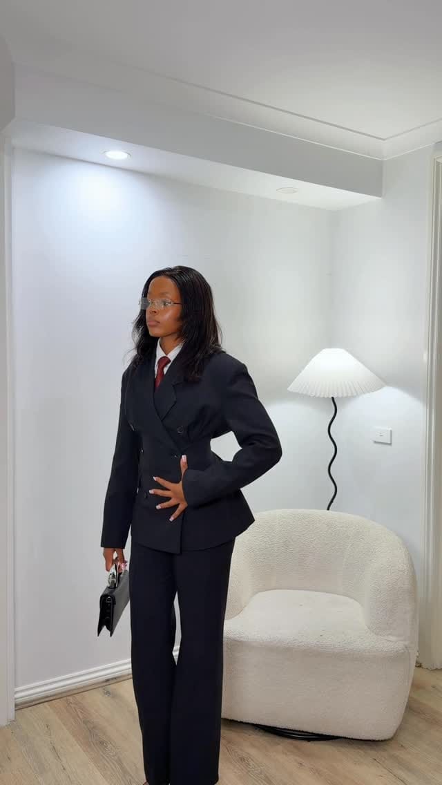 Post 3 by TABBY♦️|| FASHION BLOGER on Instagram (video)
