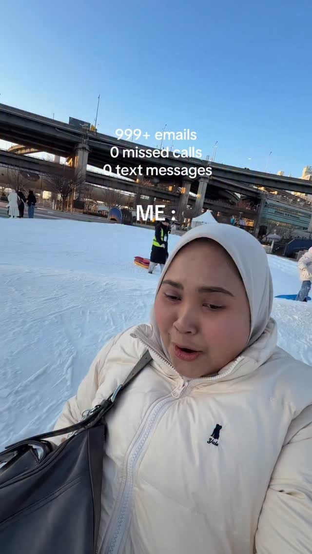 Post 6 by Ana Hidayah 아 나 on Instagram (video)