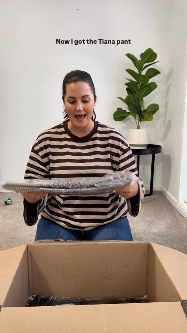 Post 6 by Leah May on Instagram (video)