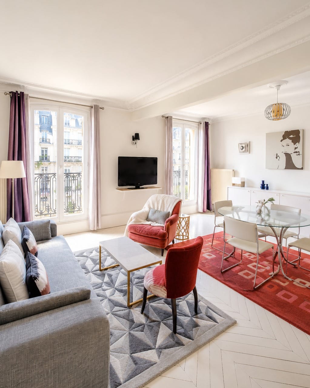 Post 1 by Luxury Real Estate Agency on Instagram (carousel)