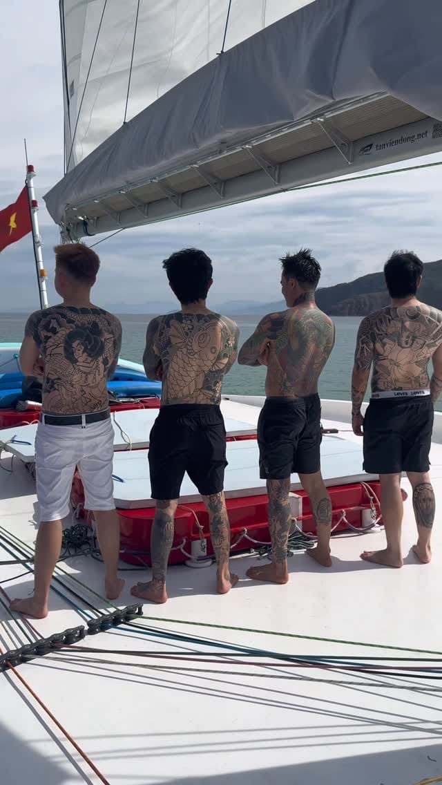 Post 3 by Tien N Le on Instagram (video)