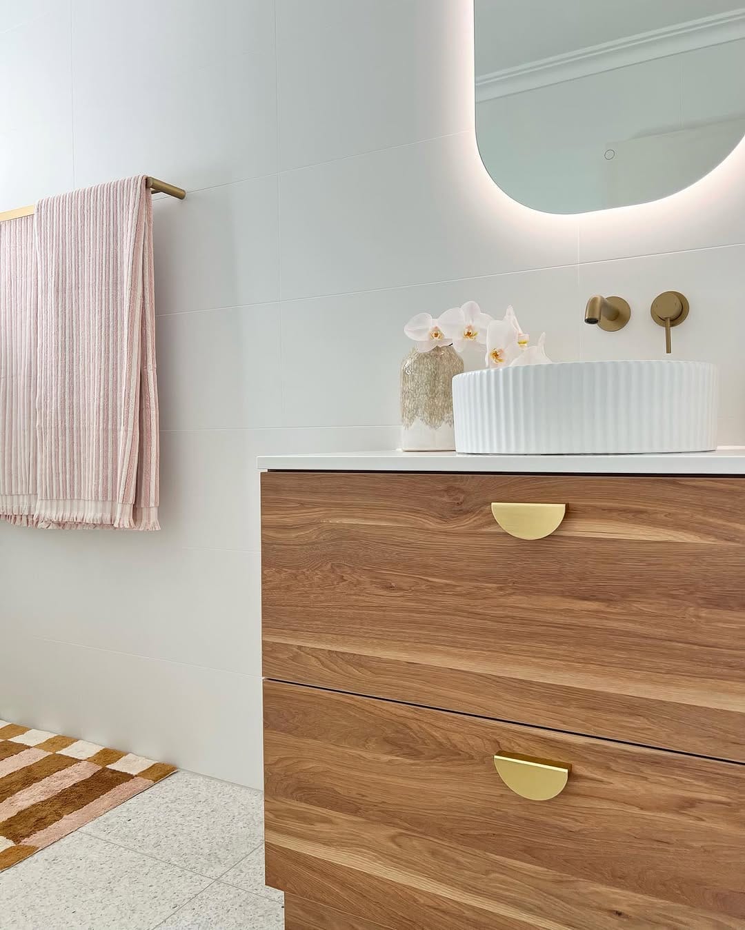 Post 9 by Lauren | Interiors • Styling • Content Creator on Instagram (image)