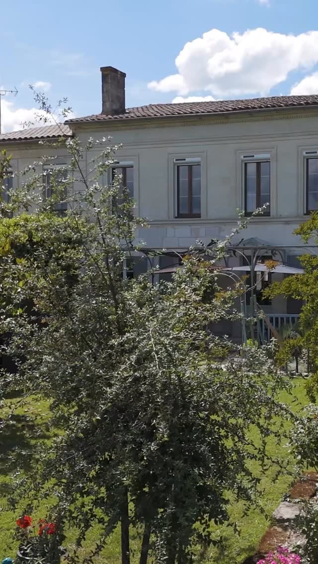 Post 2 by Maxwell-Baynes Christie's Int’l Real Estate on Instagram (video)